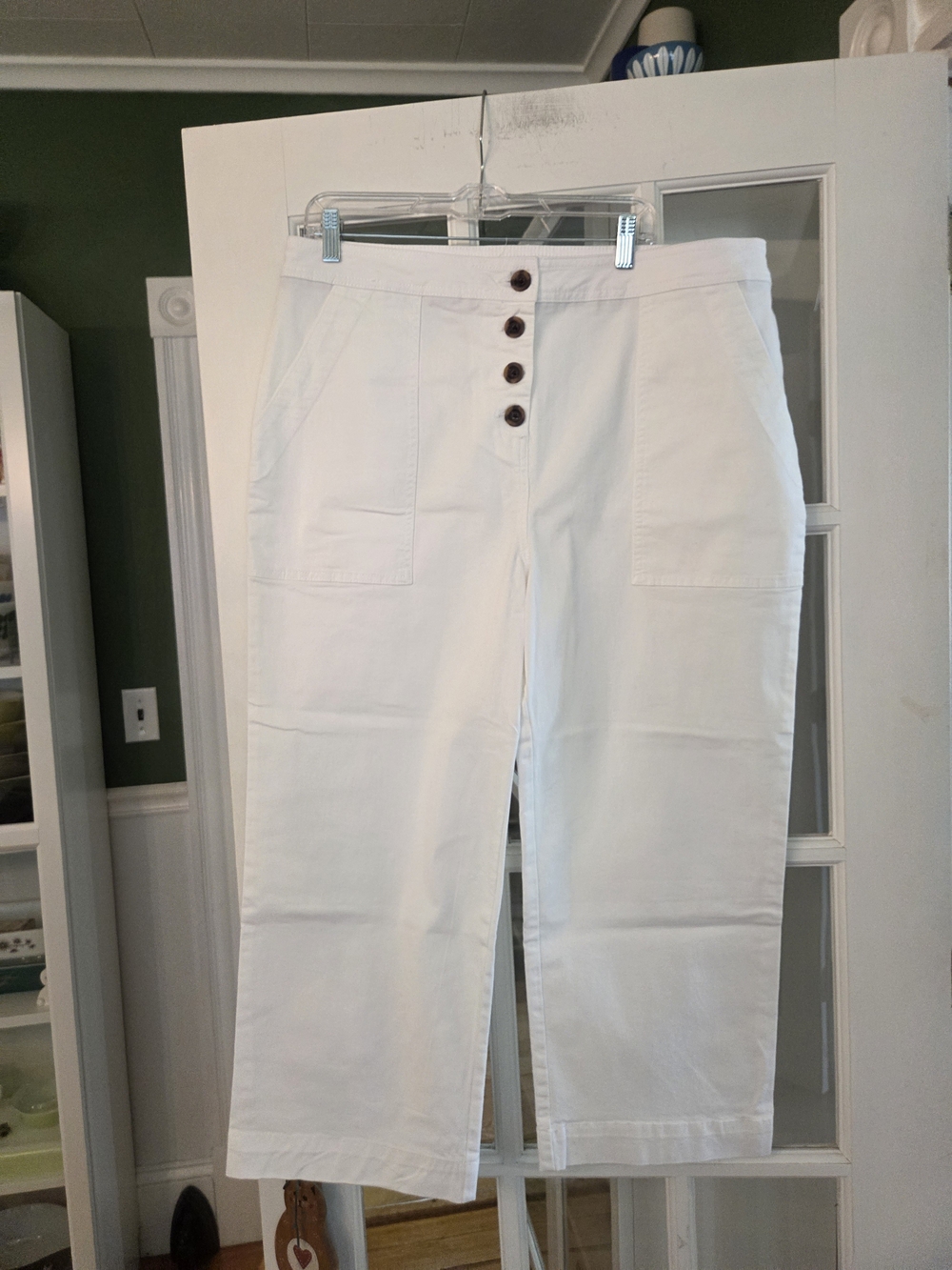 Boden White High-Rise Button-Front Capris - Size 14